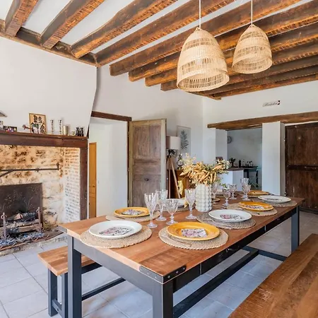 Domaine De La Bellangerie Villa Champguyon